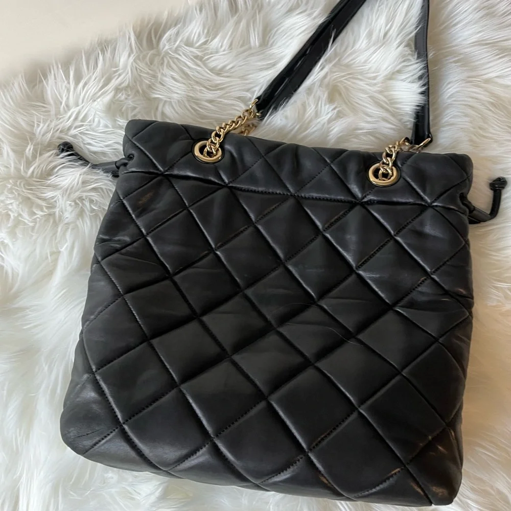MK vintage quilted lambskin leather purse GUC - Picture 3 of 9
